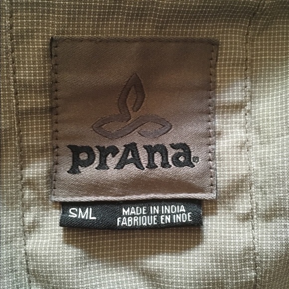 PrAna Men's Button Down Long Sleeve Shirt - Picture 5 of 6